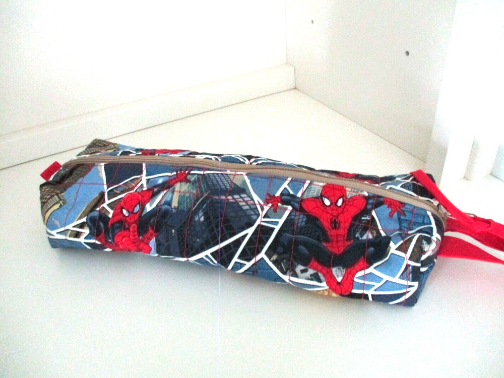 Organizer zipped, lined, and quilted bag SPIDERMAN