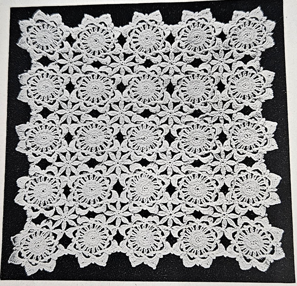 BEDSPREAD Tablecloth NOVELTY CROCHET PATTERNS LILY 102