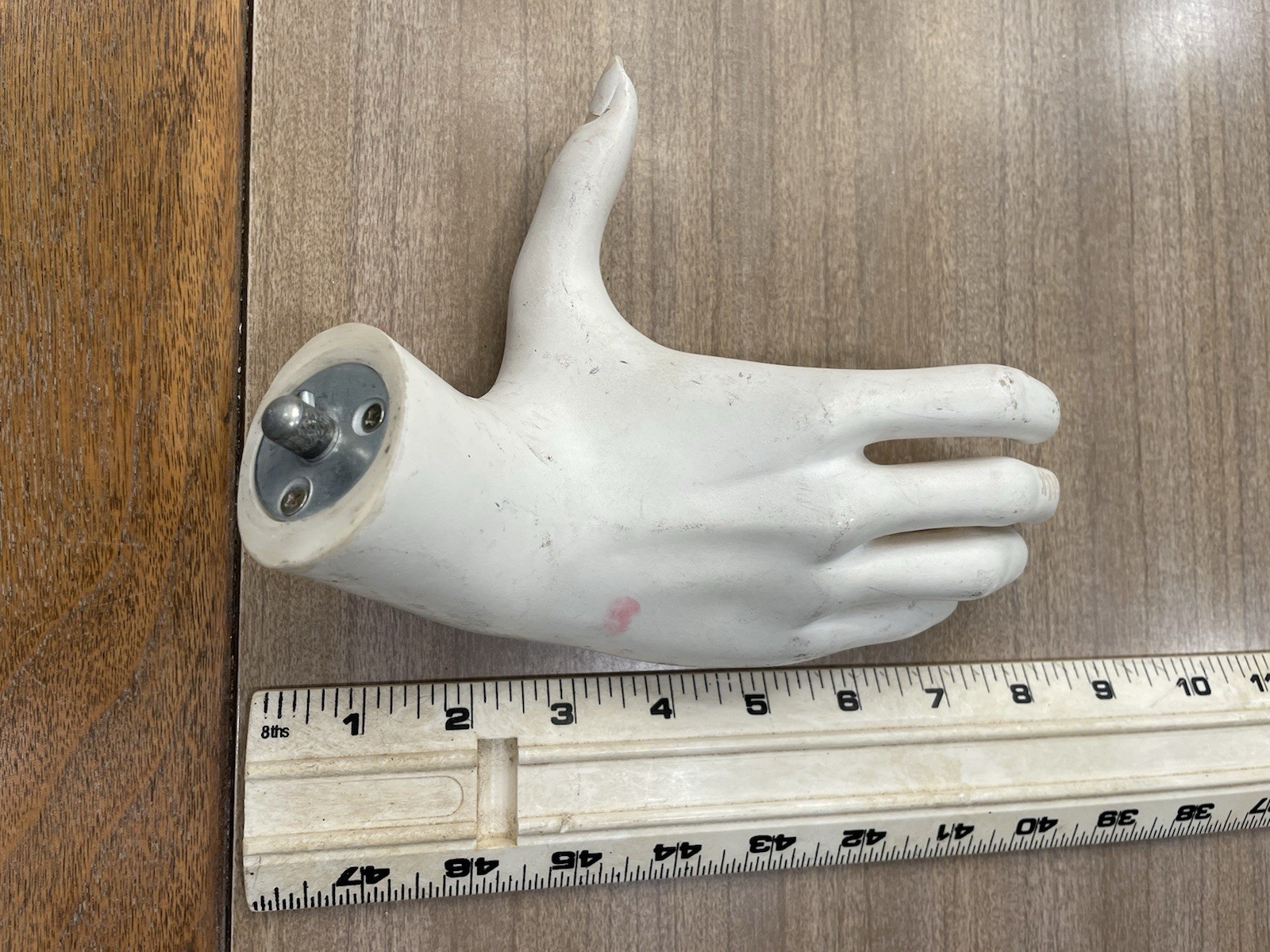 Female Mannequin Hand