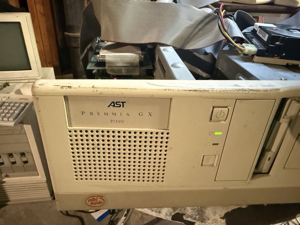 Ready for Games Windows 98 PC CMOS battery failed