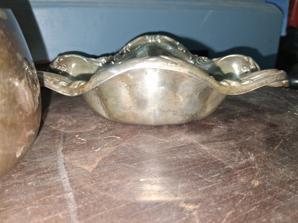 Sherdan Silver Plated Cup And Serving Dish