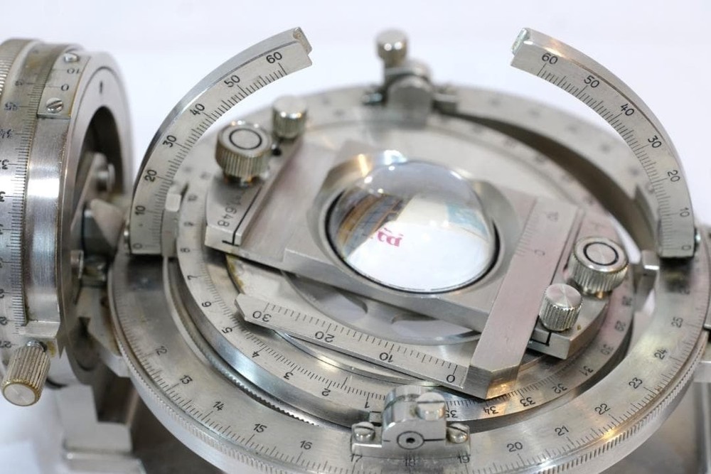 Leitz Universal Rotating Stage UT4 Transmitted Polarizing 4-Axis SN1892