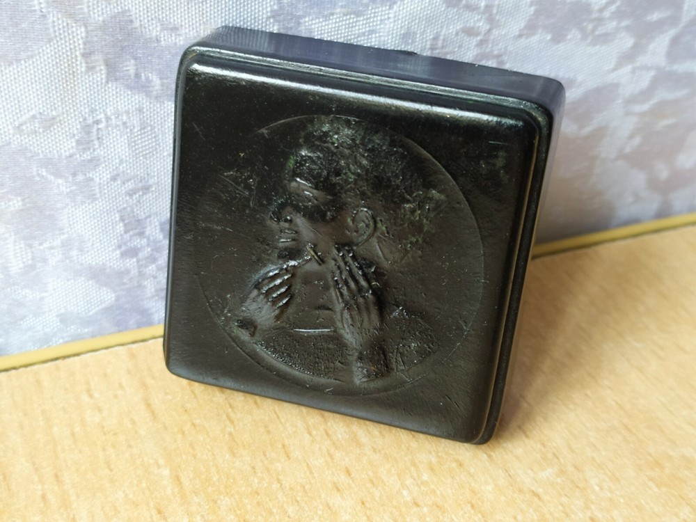 RARE Bakelite blade tools Soviet Russian USSR shaving box bakelite Shaving