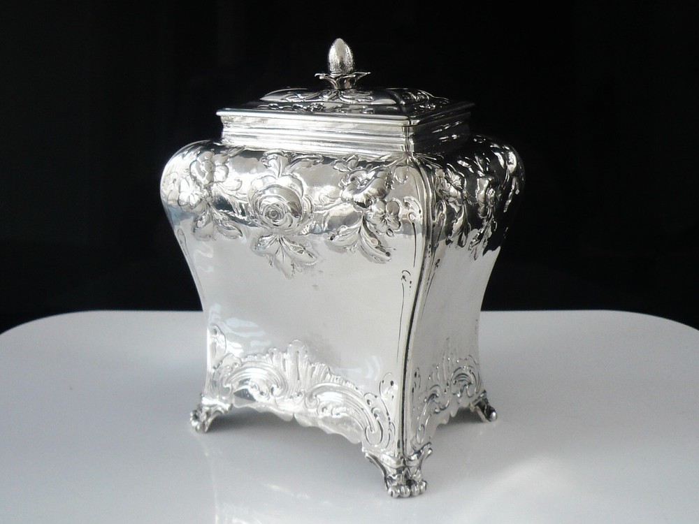 Antique Sterling Silver Bombe Shape Tea Caddy, Daniel Smith & Robert Sharp 1765