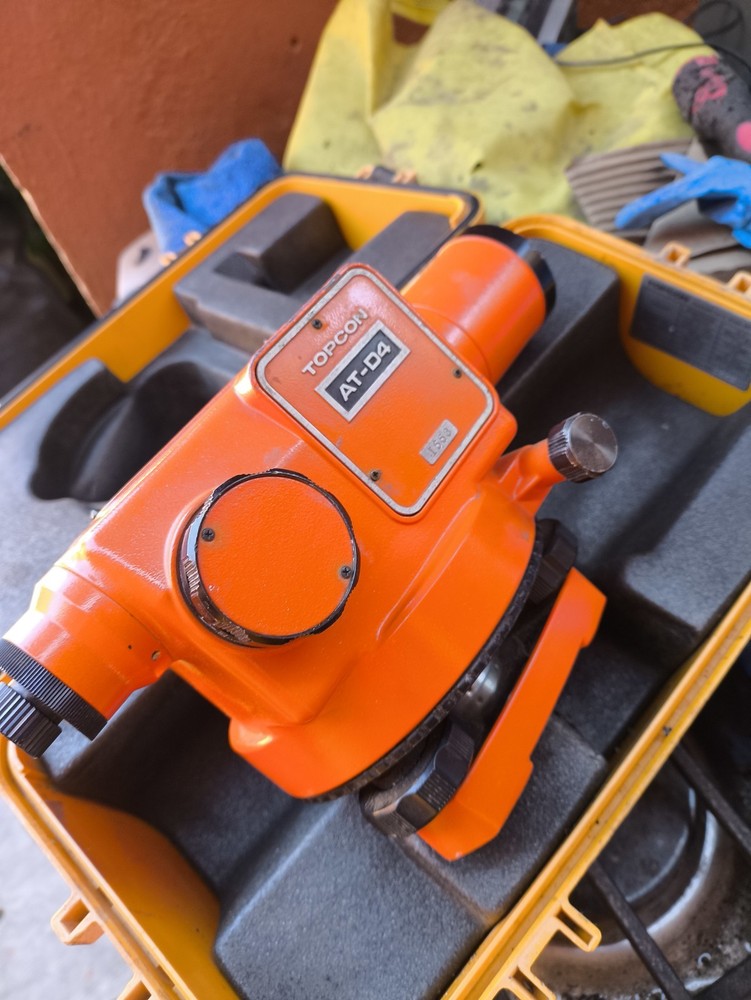 Topcon Automatic Level Model AT-D4 In Hard Case (134)