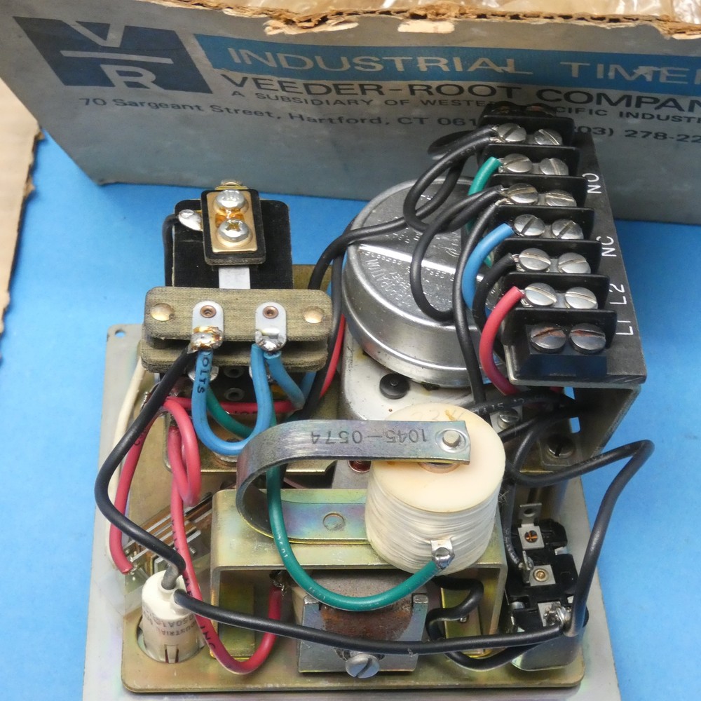 ITC Industrial Timer Corp SARF-60MIN Interval Timer Automatic Reset Panel Mount