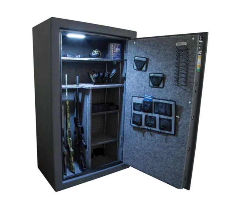 Lockdown Cordless 75 LED Vault Light Silver 222009