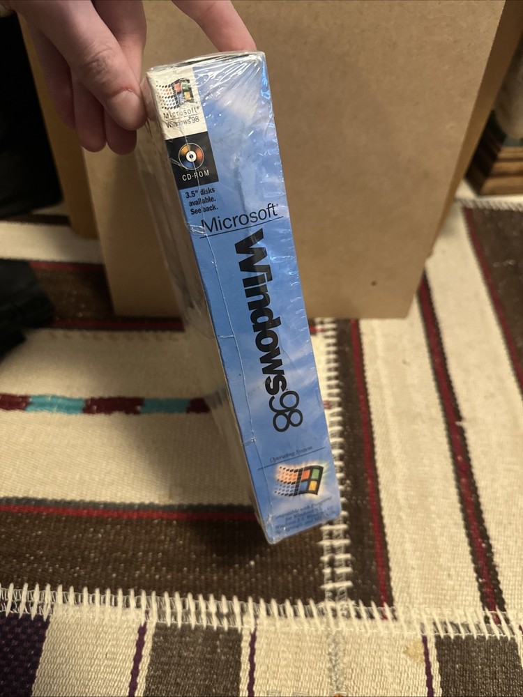 Microsoft Windows 98 New Version (Sealed Retail Box) - First Edition READ