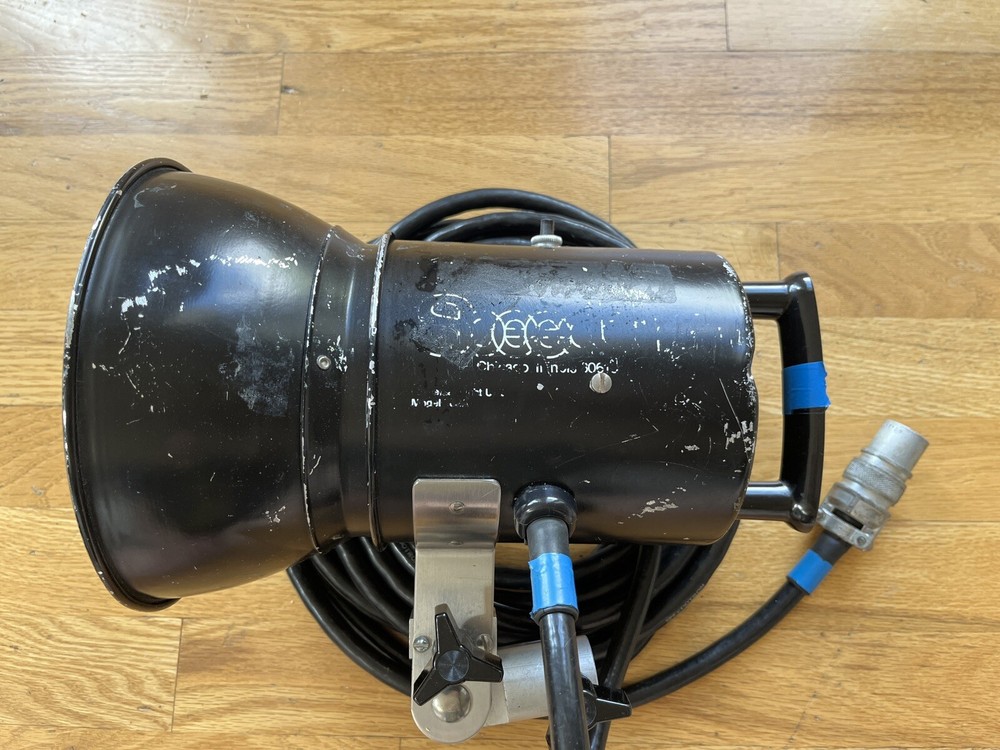 Speedotron Universal Light Head Strobe Model 102 #4