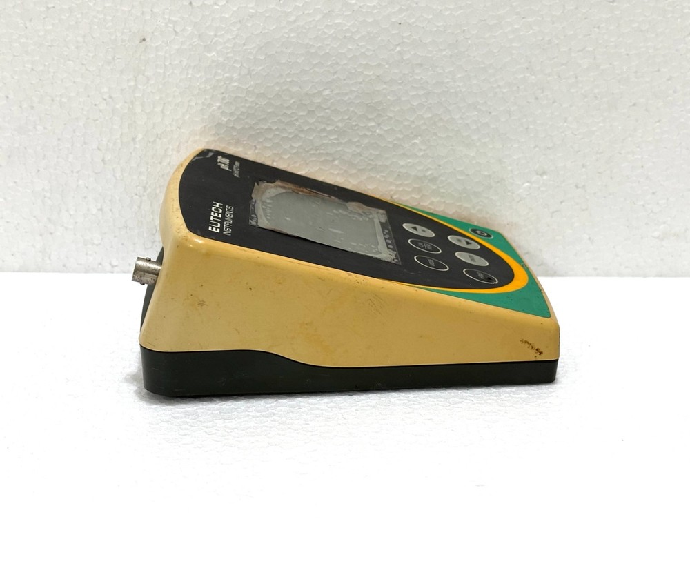 Eutech Instruments PH 700 ph/mv/c/f Meter