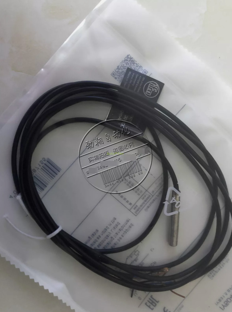 1pcs new sensor IY5029 proximity switch #am