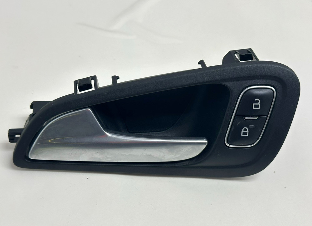 Ford Focus 2015-2018 Door Handle Left Driver Front Interior OEM