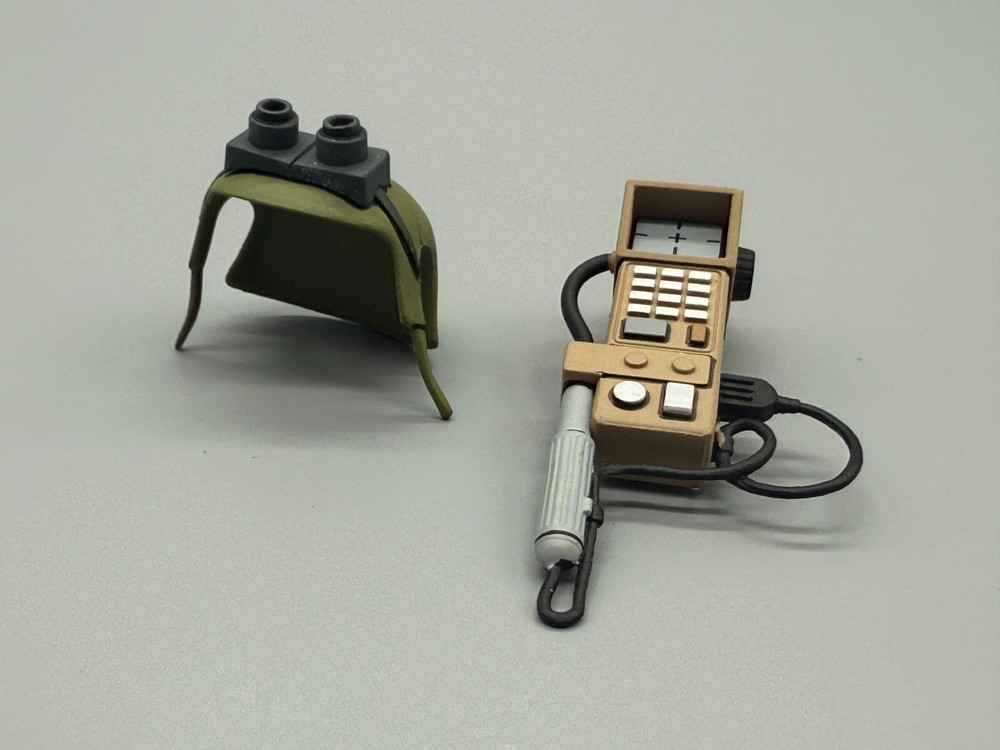 NECA TMNT Ninja Turtles Cartoon Accessories Rocksteady Helmet hat Turtle Tracker