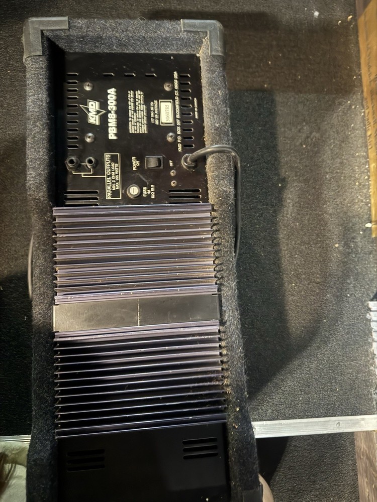 KMD PBM8- 300A Powered Mixer Equalization Black