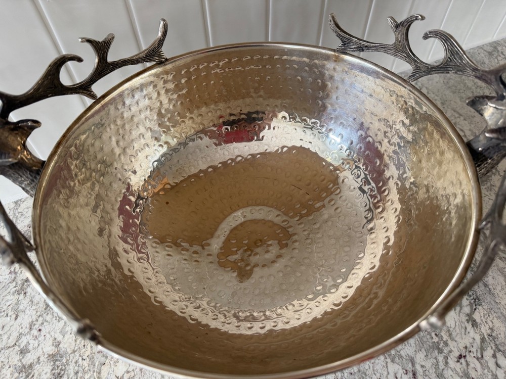 LARGE HAMMERED SILVER PLATE BOWL 18", DOUBLE DEER/STAG HEAD HANDLE CENTER PIECE