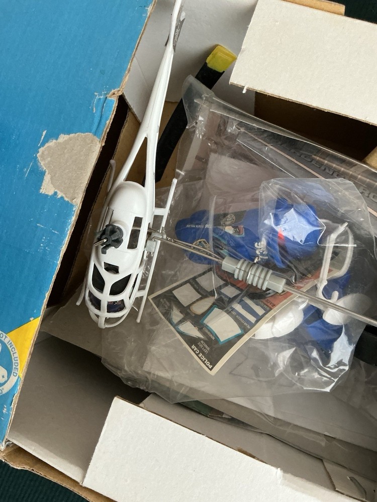 KOOL TOYZ Chopper Command Helicopter Set VertiBird 2000