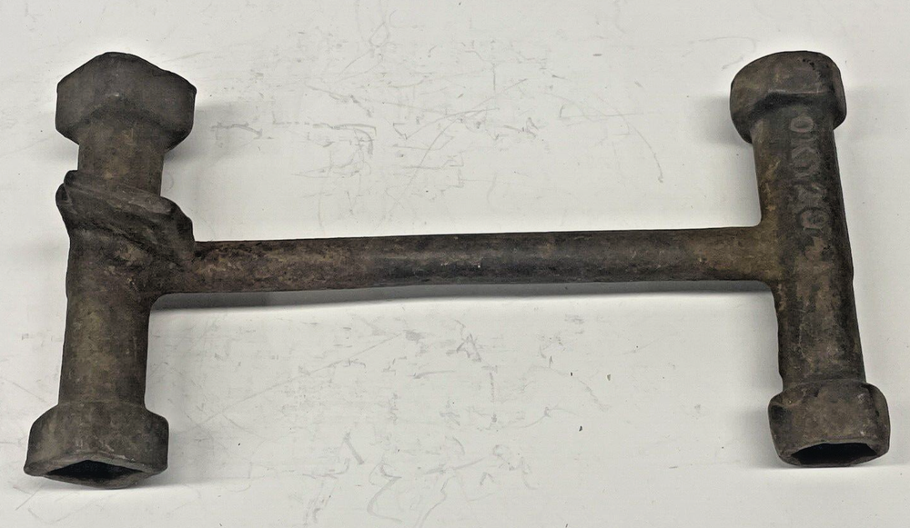 J.I. Case Threshing Machine Equipment Wrench - Eagle Tool Co. OK1294