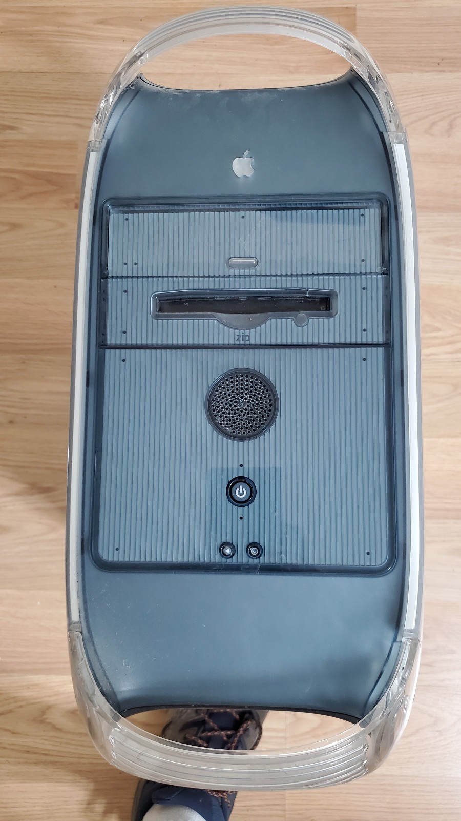 Apple Power Mac G4 2001 500MHz 1GB RAM Radeon 8500 RAID SCSI No HDD No OS