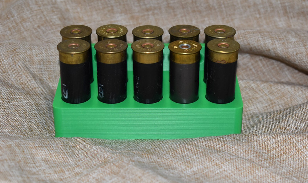 12-Gauge Shotgun Wall Mount / Safe  shell holder