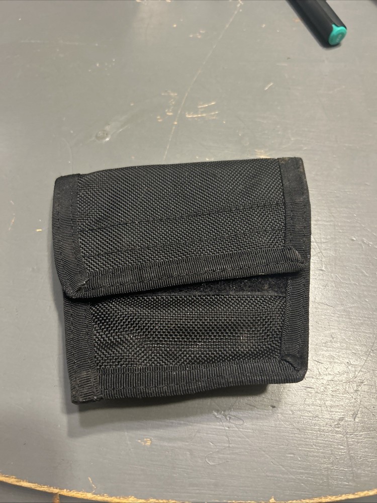 BLACKHAWK TACTICAL BELT MOUNTED HANDCUFF POUCH