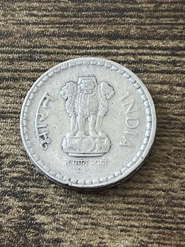 2000 India 5 Rupees Actual Coin TK6610*