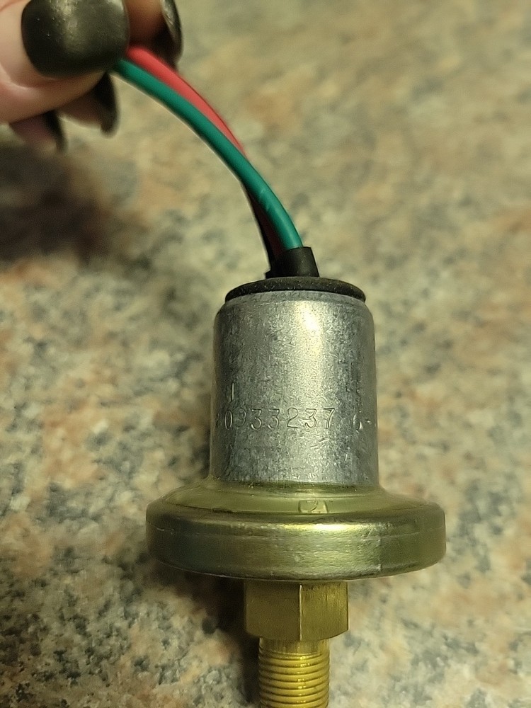 Gradall 8093-3237 Pressure Switch