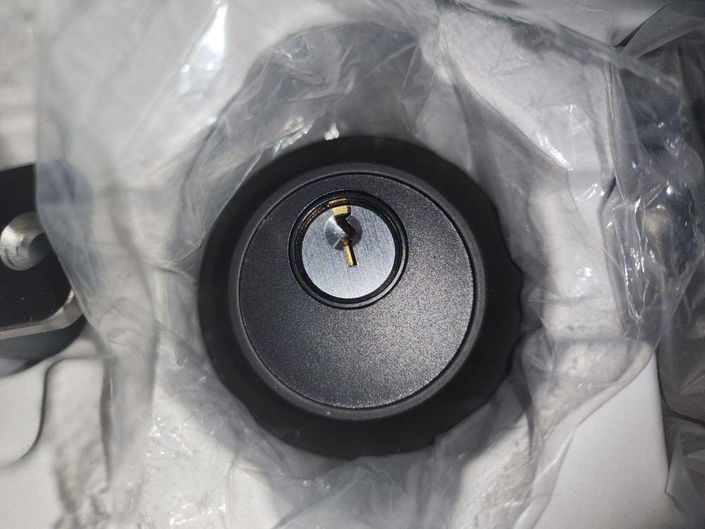 Level Lock - Invisible Smart Lock Bluetooth (Matte Black), OPEN BOX