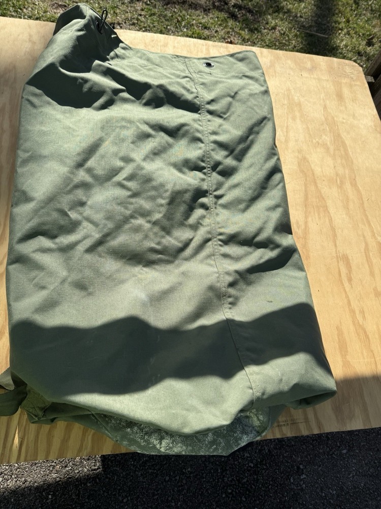 Genuine US Issue Military Duffle Bag