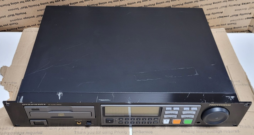 Marantz Professional CD Player PMD340/U1B W/RACK EARS (TESTED)