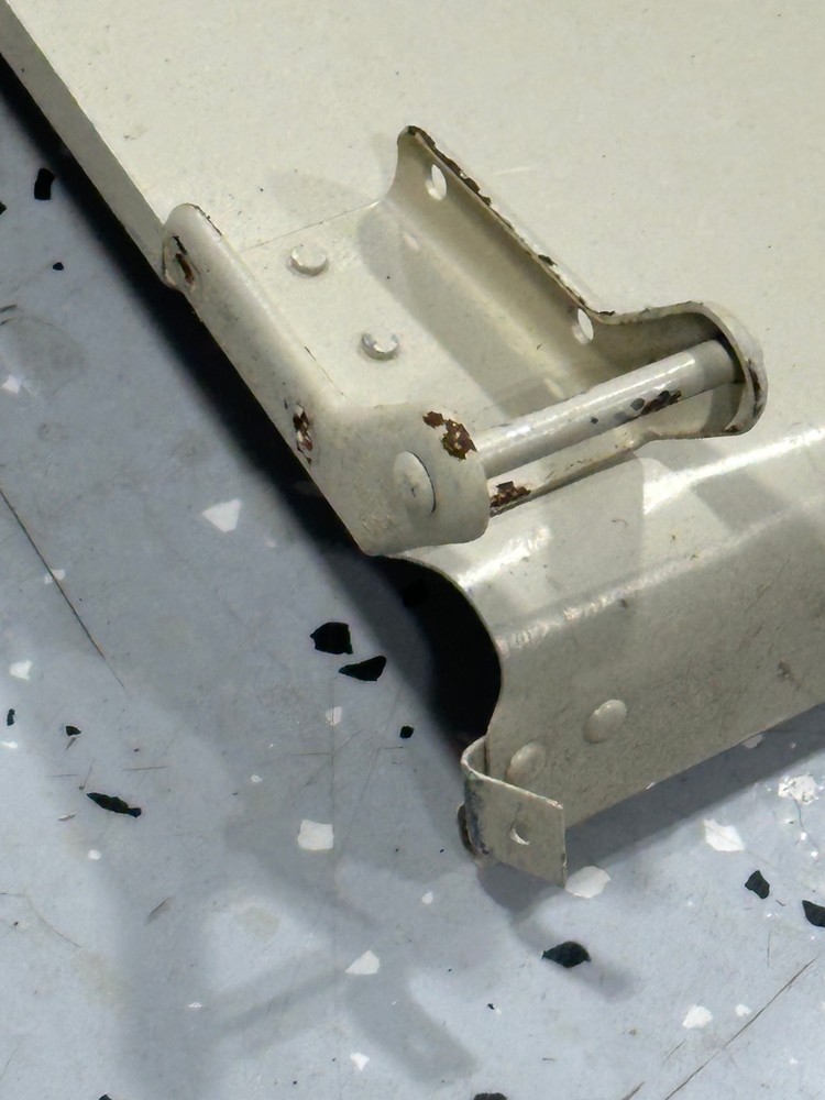 CESSNA 172 C CABIN INTERIOR PANELS - LOWER