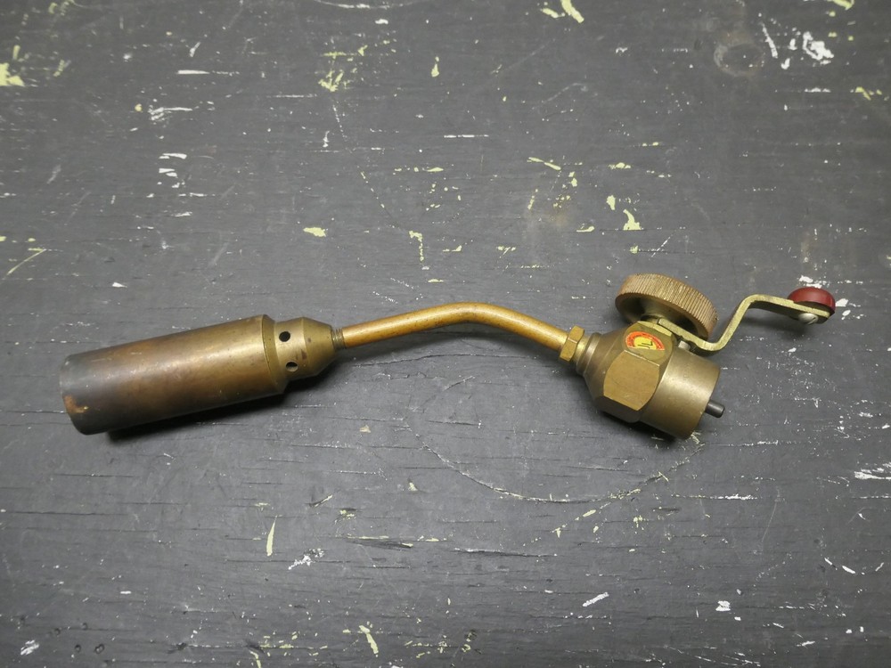 Otto bernz Co. Torch
