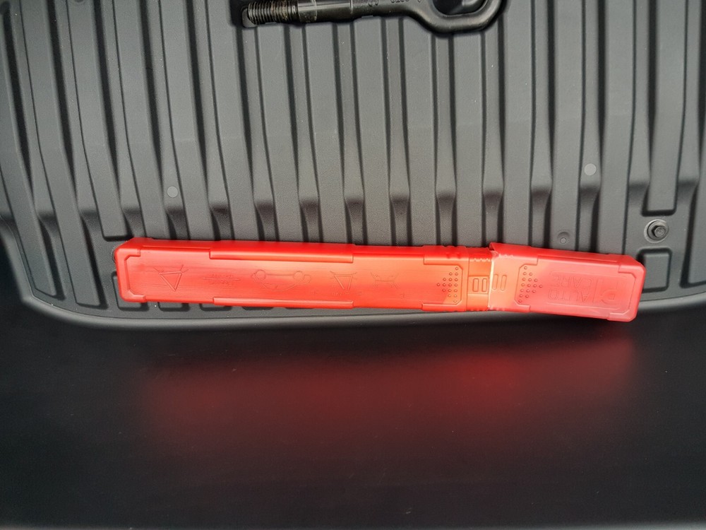 Tesla Model 3 Long Range 2022 Safety Triangle Sign
