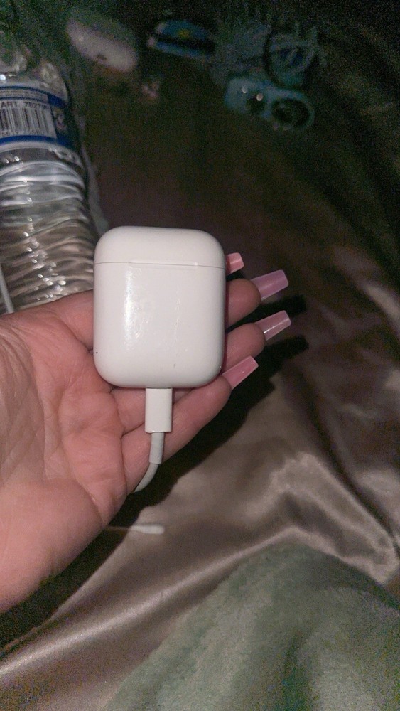 2nd Gen Apple Airpods