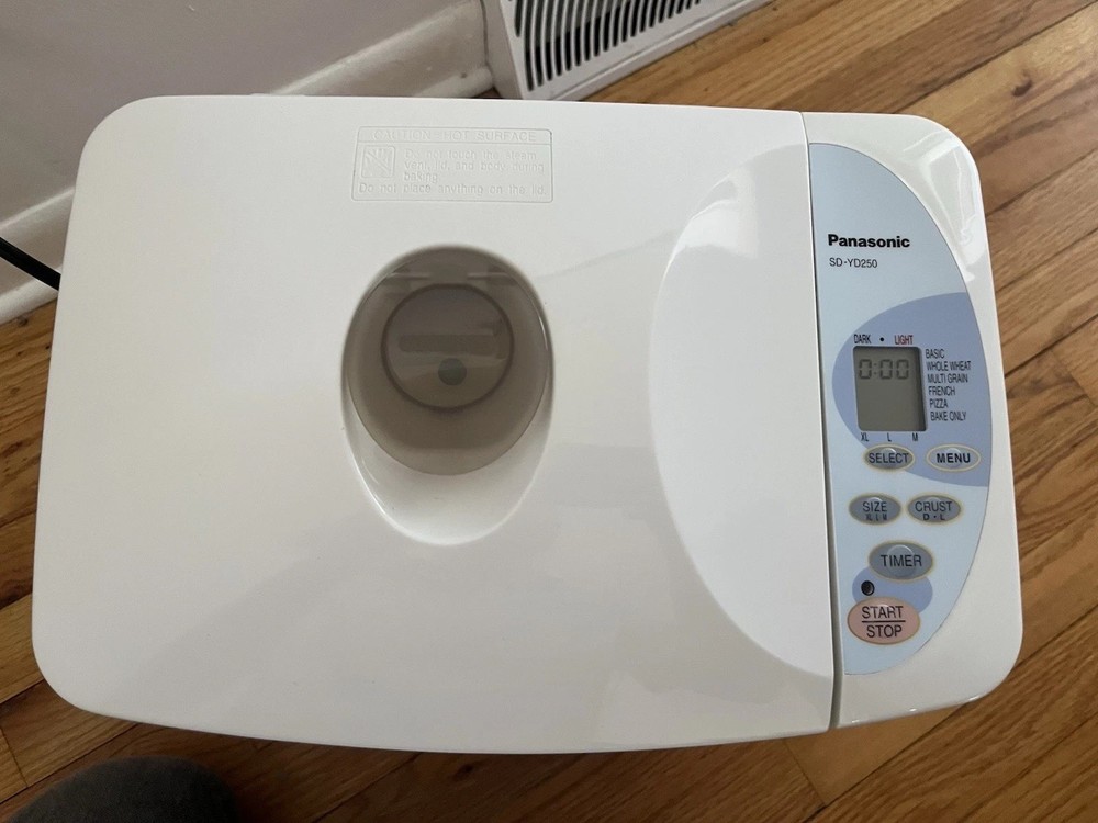 Panasonic Automatic Bread Maker SD-YD250 Machine w/ Yeast Dispenser Read G