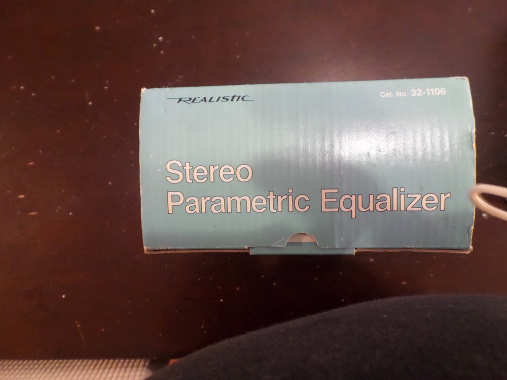 Realistic 32-1106 Stereo Parametric Equalizer W Box & Manual