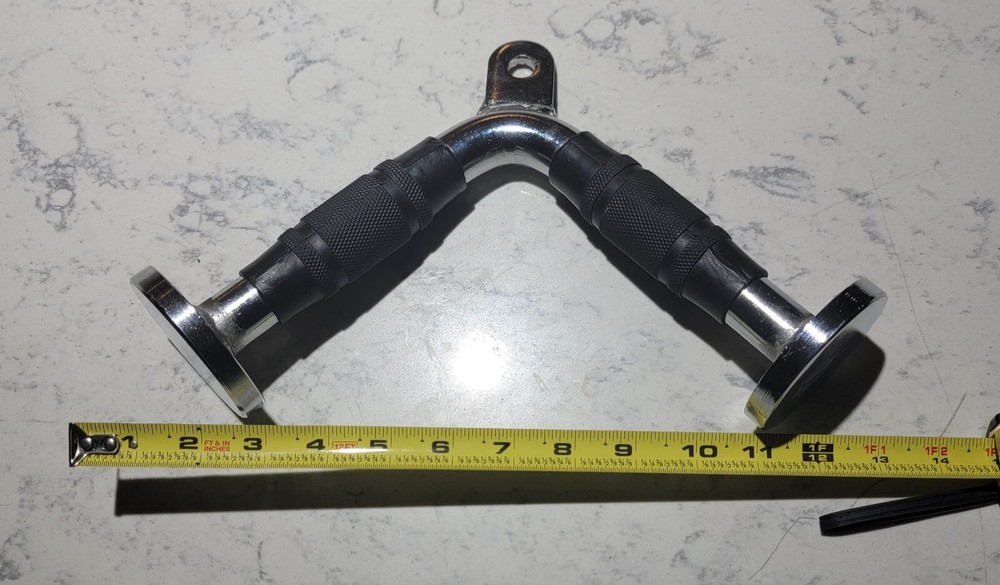 Tricep Press Down Cable Machine Attachment LAT Pulldown Gym V Pull Up Bar