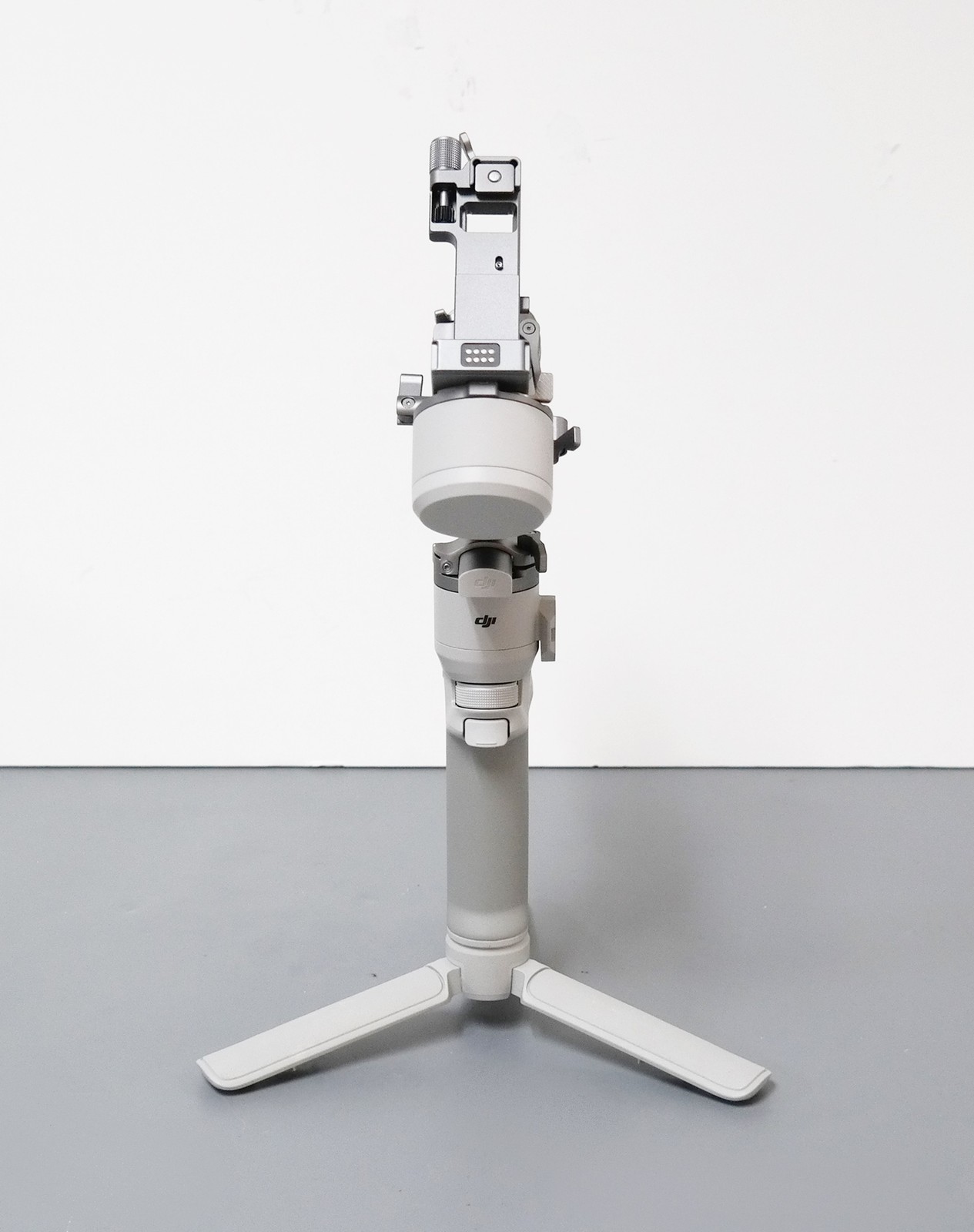 DJI RS 4 Mini 3-Axis Gimbal Stabilizer Gray CP.RN.00000442.01