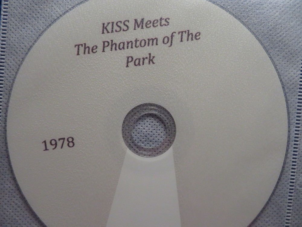 KISS MEETS THE PHANTOM OF THE PARK DVD