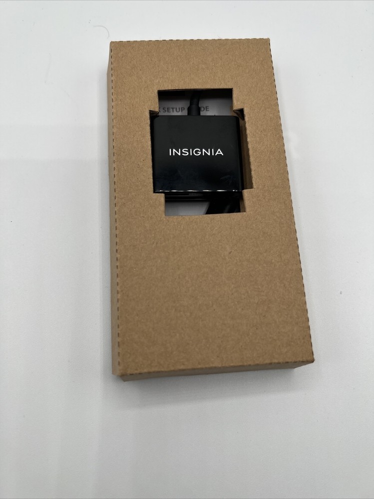 Memory Card Reader Micro USB SD & Micro SD Card Reader Insignia