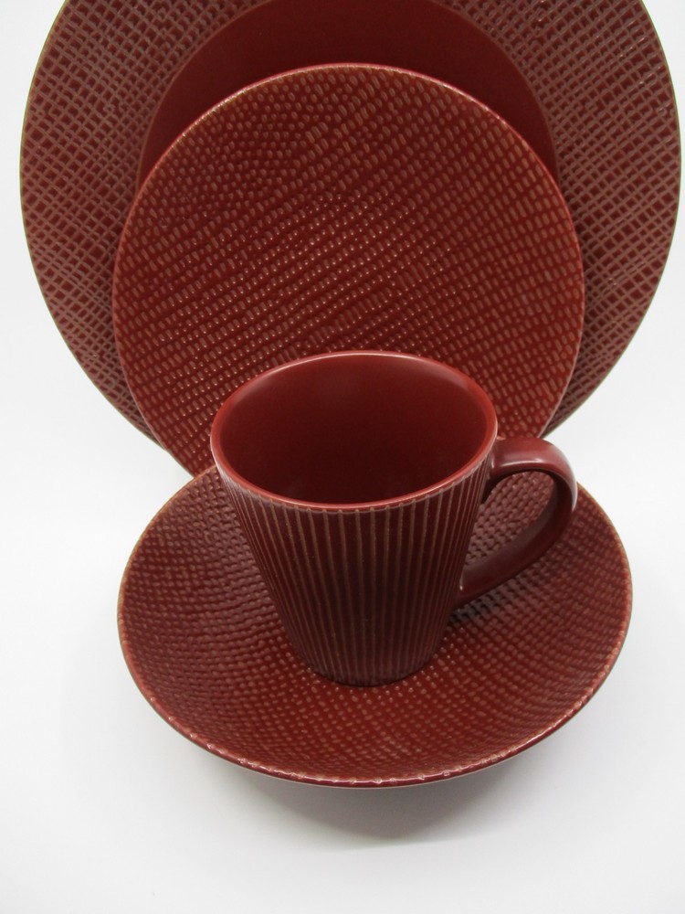 NORITAKE SPICE -RED PEPPER - 1 PLACE SETTING - 0309F
