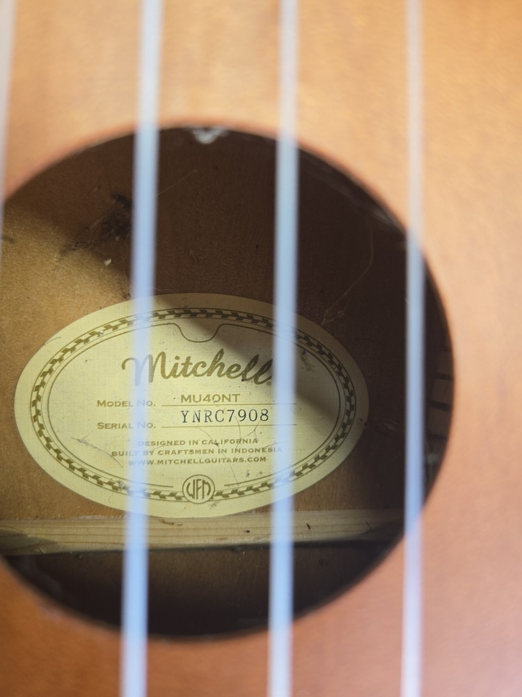 Mitchell Ukulele MU4ONT 4 String