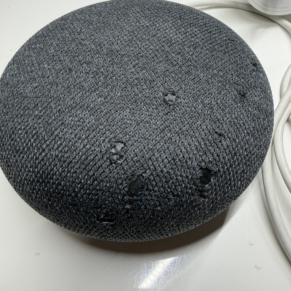Google Home Mini 1st Gen : Smart Assistant : Charcoal : Tested/ Working.