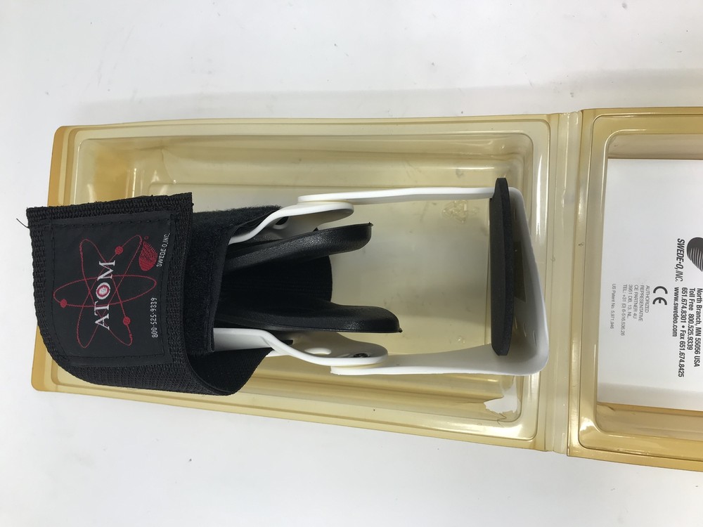 New Swede Atom Ankle Brace White/Black Size Medium