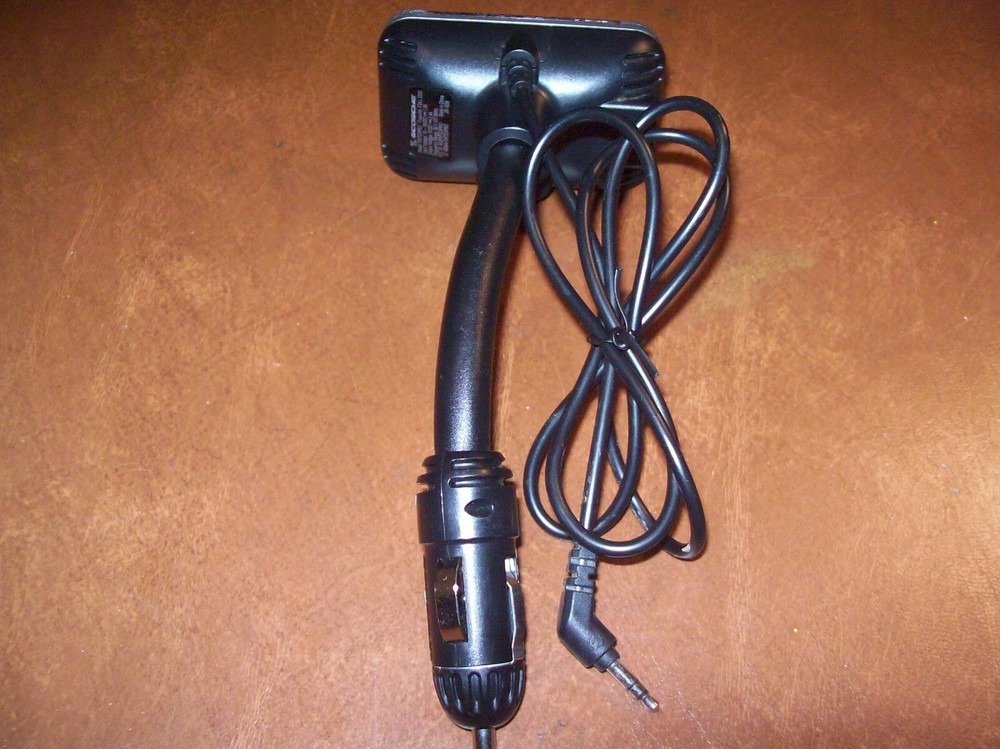 Scosche FM Stereo Transmitter FMTD3PRO