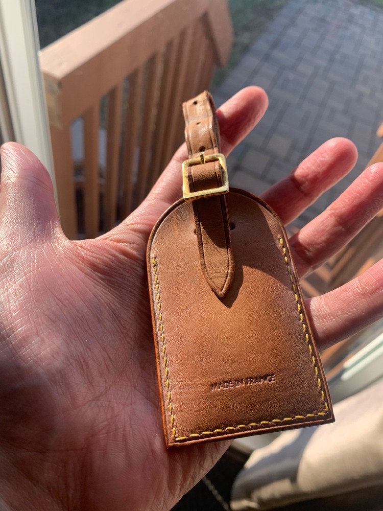 Authentic Louis Vuitton large leather luggage tag !