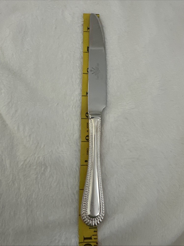 2 WALLACE Wickham Deep Silverplate Dinner Knife Flatware Fan Bead 9.5”