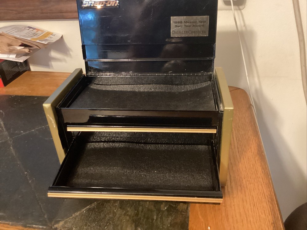 Snap On Tools 1998 Master Tech 3 Drawer Mini Micro Tool Box Back with Gold Trim