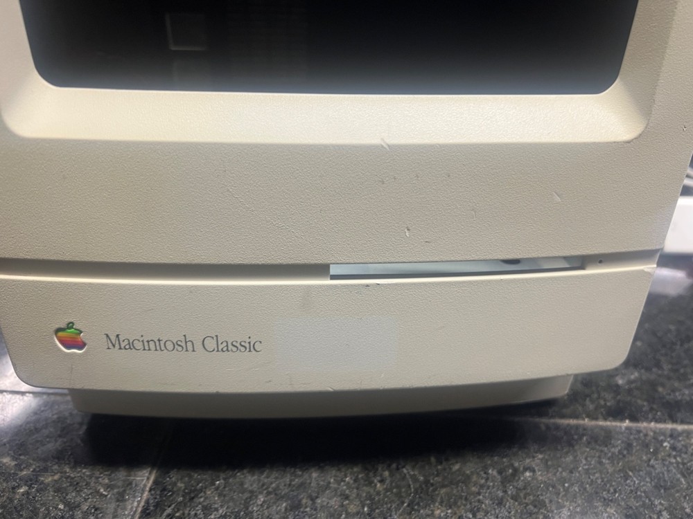 Macintosh Classic -EMPTY CASE-FUN FOR PROJECTS!-2