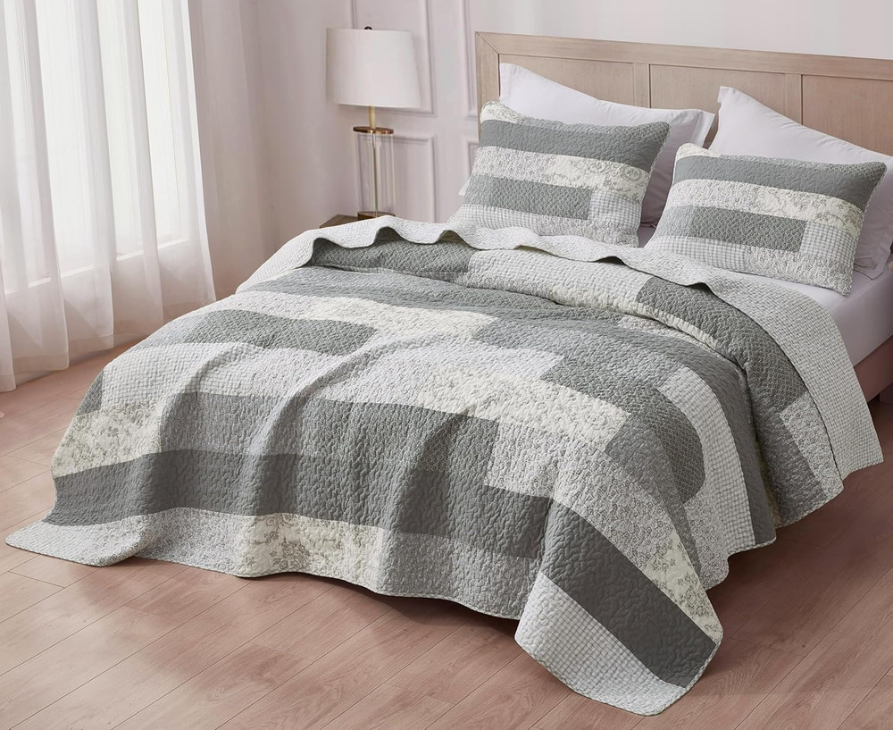 Caleb 3-Piece Muted Gray White Ivory Floral Plaid Rectangular Patchwork Quilt Se