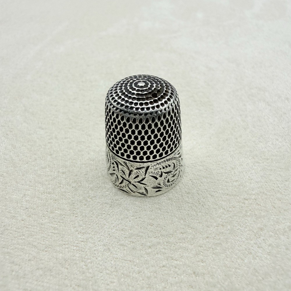 Antique Sterling Silver Honeycomb Pattern Thimble Sewing Accessory Collectible